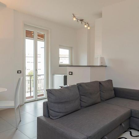 Cosy 1 Bed Flat With Terrace Appartement Milaan Buitenkant foto