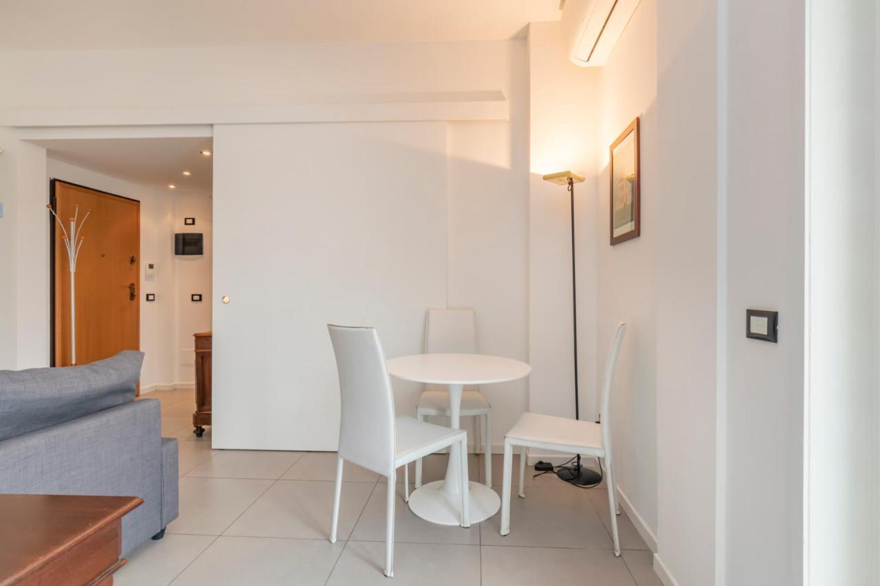 Cosy 1 Bed Flat With Terrace Appartement Milaan Buitenkant foto